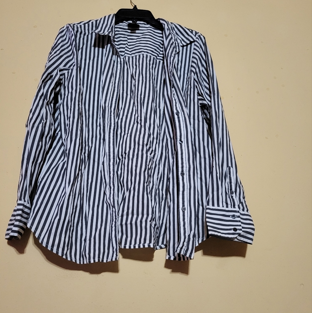 Worthington button top size XL